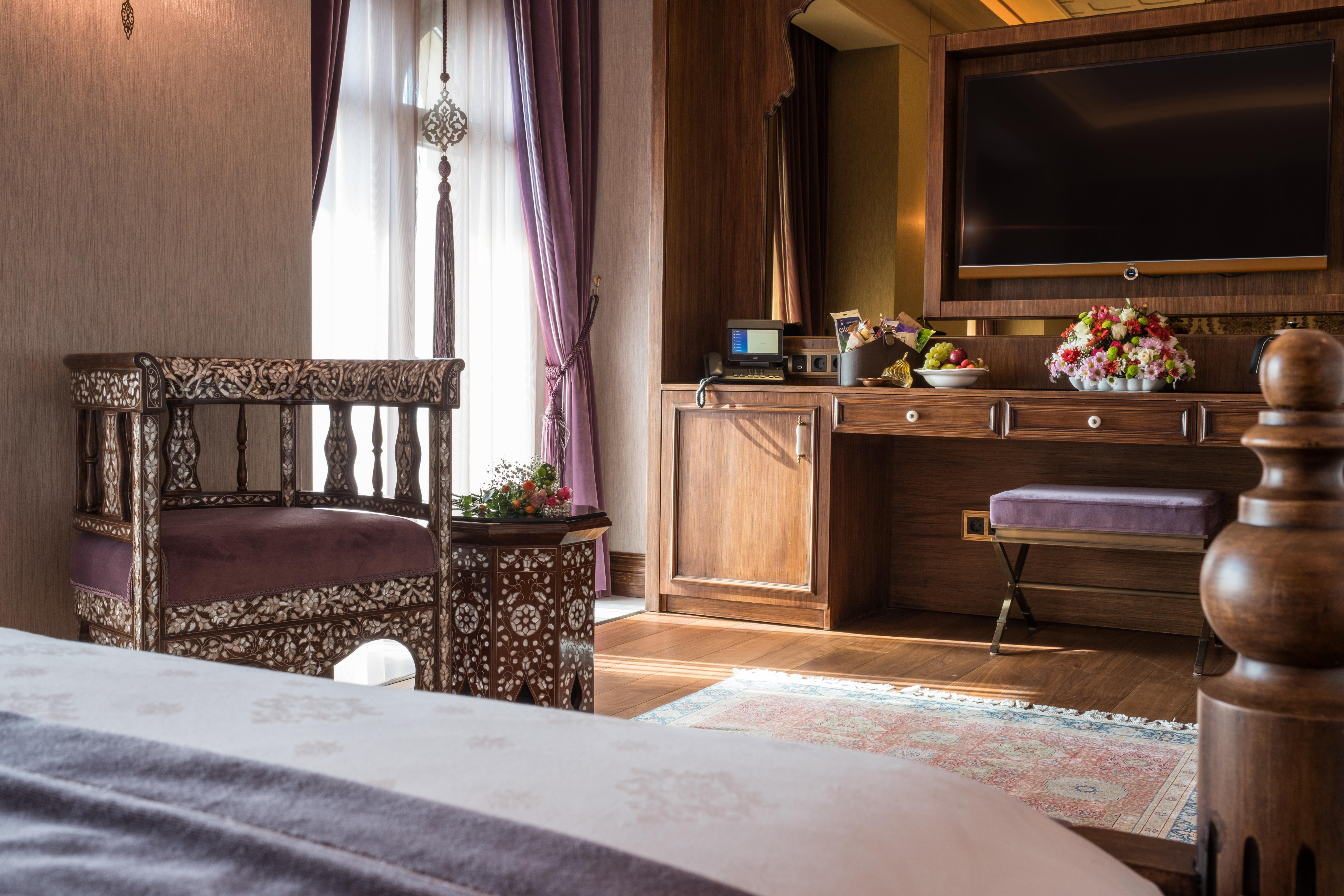 AJWA Sultanahmet Hotel Istanbul Bagian luar foto A room at the hotel