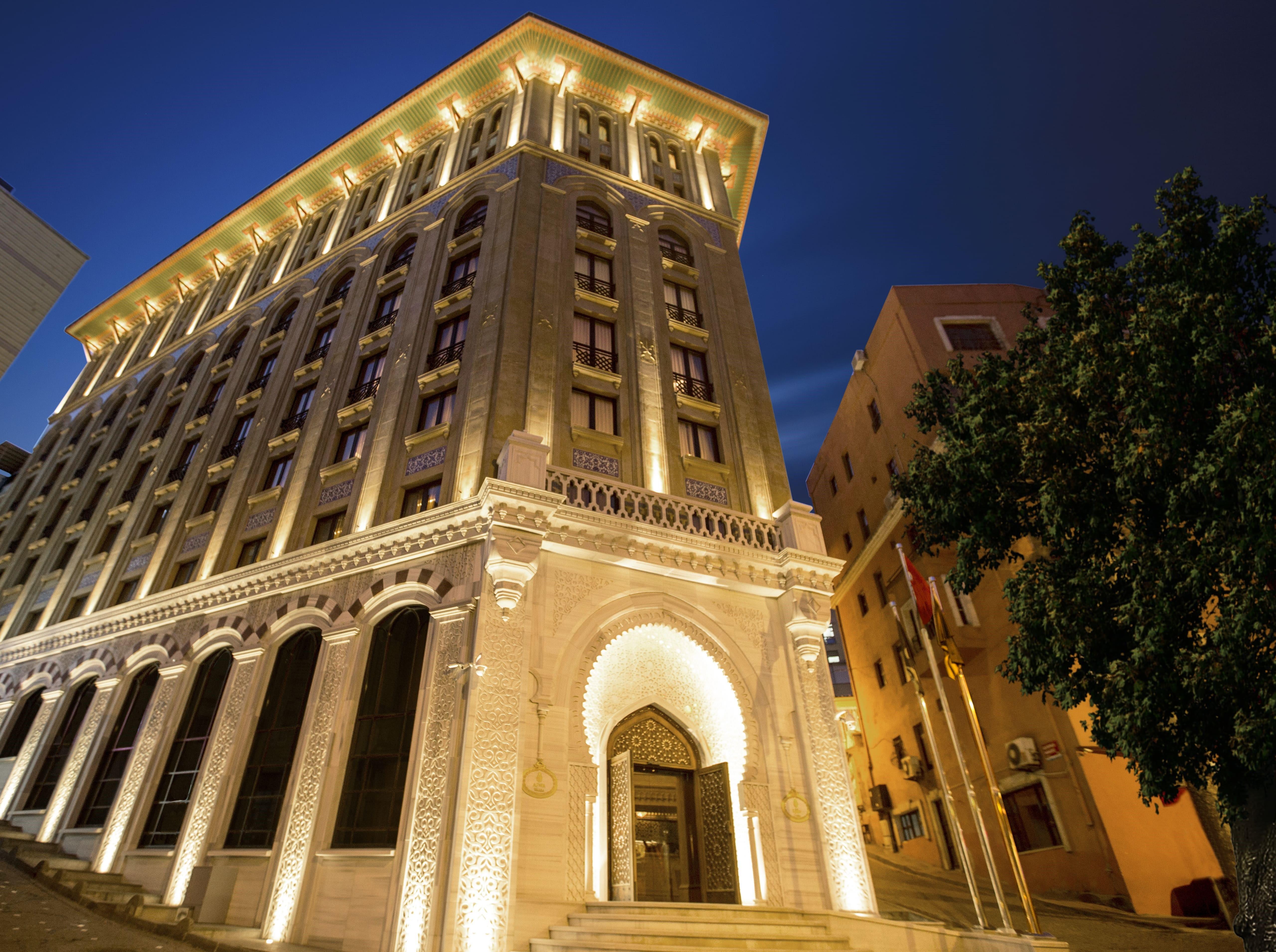 AJWA Sultanahmet Hotel Istanbul Bagian luar foto The building of the university library