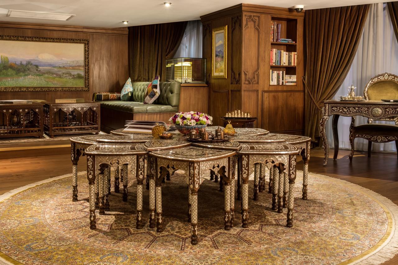 AJWA Sultanahmet Hotel Istanbul Bagian luar foto The interior of the suite